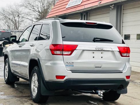 Used 2011 Jeep Grand Cherokee Laredo w/ Security & Convenience Group image 9