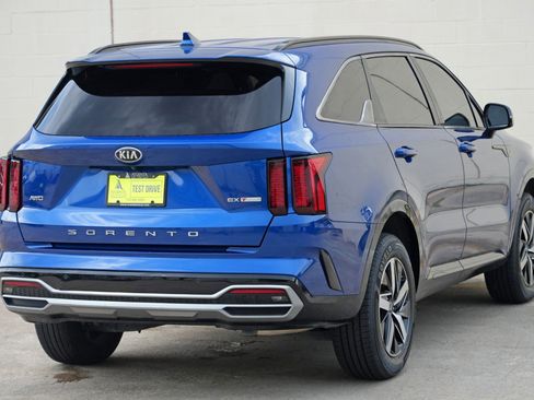 Used 2021 Kia Sorento EX AWD/4WD image 48