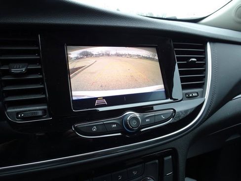 Used 2022 Buick Encore Preferred w/ Safety Package image 18