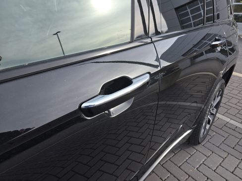 Used 2022 Jeep Grand Cherokee Overland image 14