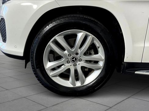 Used 2018 Mercedes-Benz GLS 450 4MATIC image 9