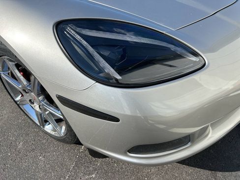 Used 2006 Chevrolet Corvette Convertible w/ Preferred Equipment Group RWD image 7