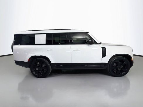 New 2026 Land Rover Defender 130 X-Dynamic SE AWD/4WD image 4