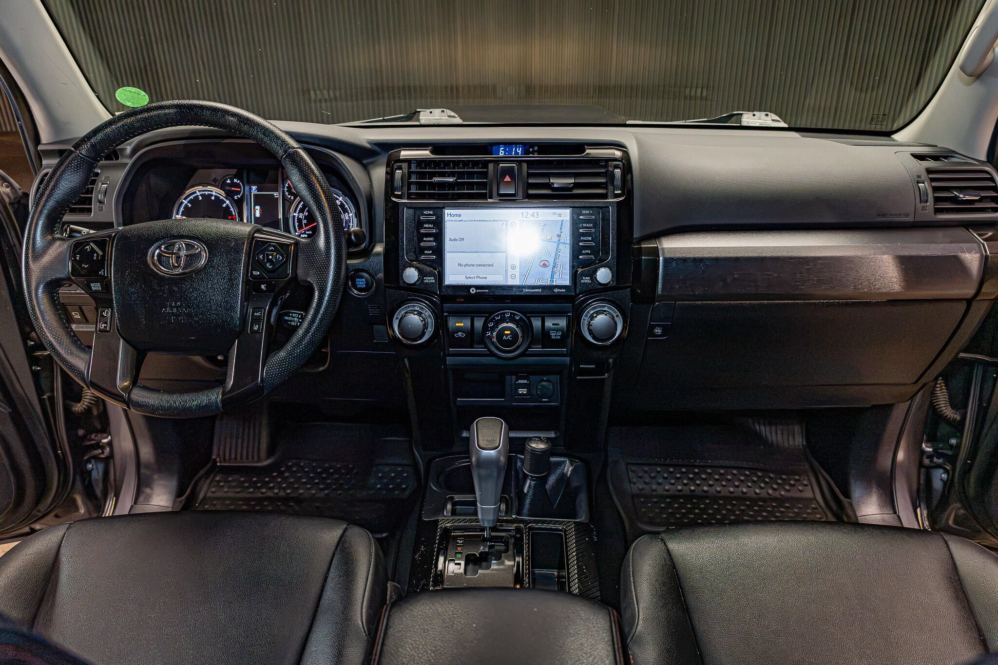 Used 2022 Toyota 4Runner TRD Off-Road Premium AWD/4WD image 13