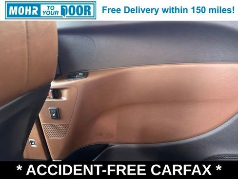 Used 2019 Chrysler Pacifica Limited w/ Advanced Safetytec Group FWD image 42