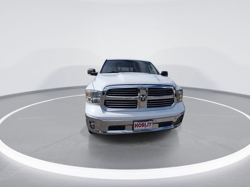 Used 2017 RAM 1500 Big Horn AWD/4WD image 3