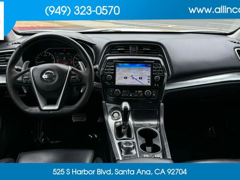 Used 2017 Nissan Maxima SR FWD image 16