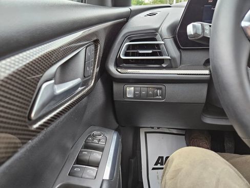 Used 2026 Chevrolet Traverse High Country w/ LPO, Floor Liner Package AWD/4WD image 13