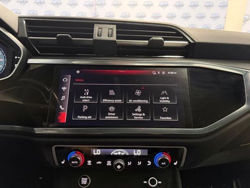Used 2023 Audi Q3 2.0T Premium image 40