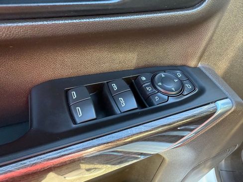 Used 2020 Chevrolet Silverado 2500 LTZ image 22