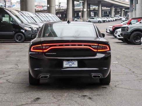 Used 2023 Dodge Charger SXT image 5