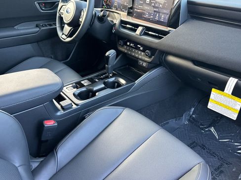 New 2026 Subaru Outback Limited image 17