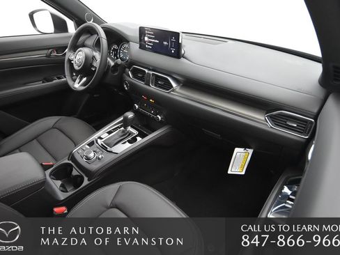 New 2025 MAZDA CX-5 Signature image 25