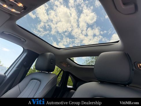 Certified 2022 Mercedes-Benz GLA 250 4MATIC image 19
