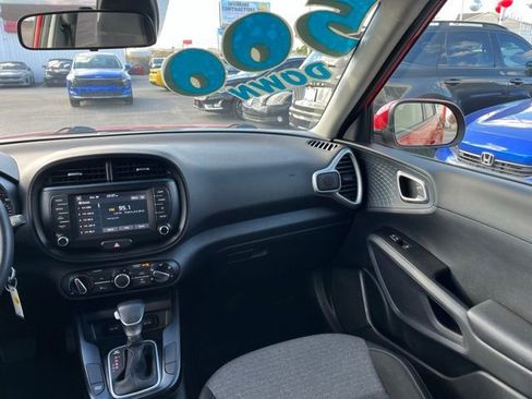 Used 2020 Kia Soul S image 37