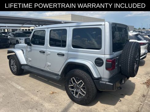 Used 2024 Jeep Wrangler Unlimited Sahara w/ Technology Group AWD/4WD image 7