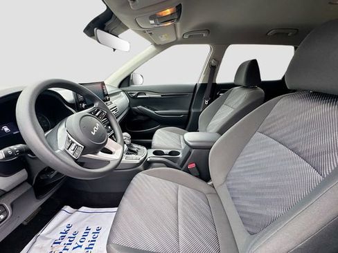 Certified 2023 Kia Seltos LX image 22