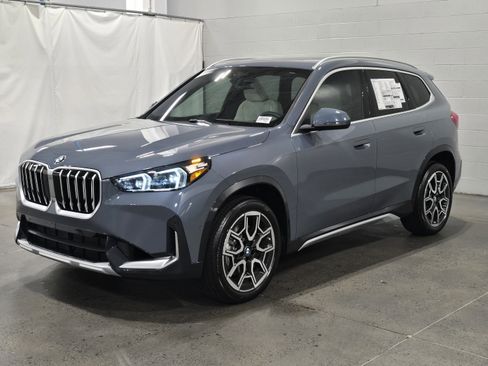 Used 2026 BMW X1 xDrive28i w/ Convenience Package AWD/4WD image 3