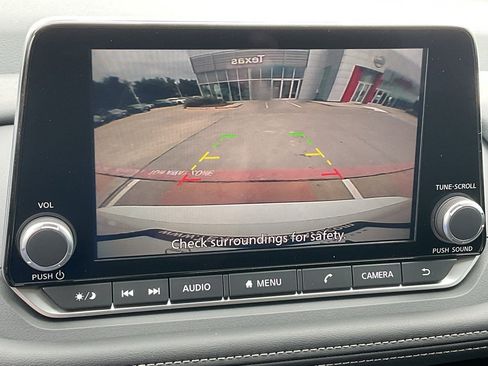 New 2025 Nissan Rogue S image 28