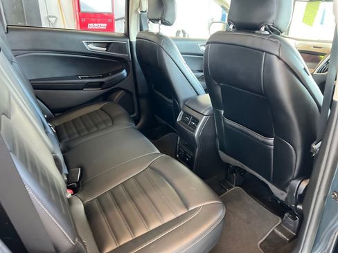 Used 2019 Ford Edge SEL w/ Equipment Group 201A image 34