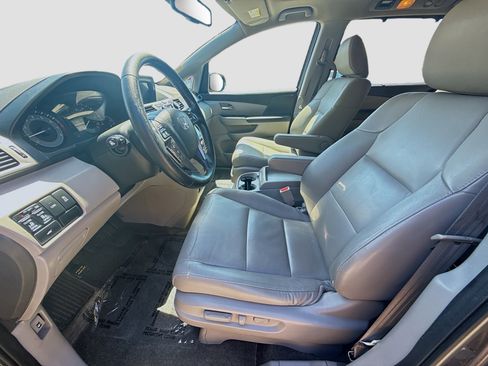 Used 2017 Honda Odyssey EX-L image 18