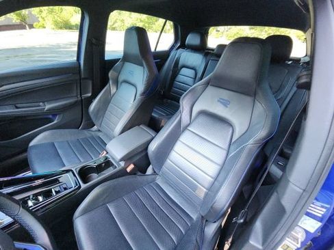 Used 2024 Volkswagen Golf R AWD/4WD image 30