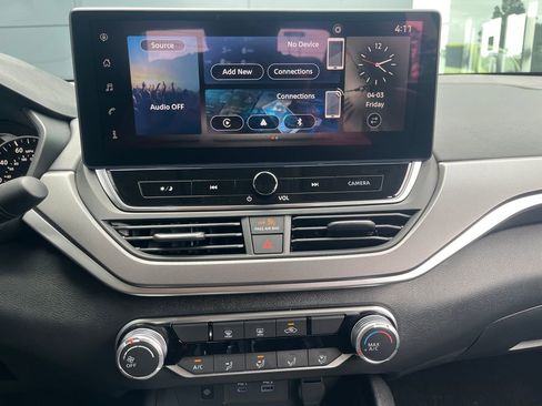 New 2026 Nissan Altima 2.5 SR FWD image 18