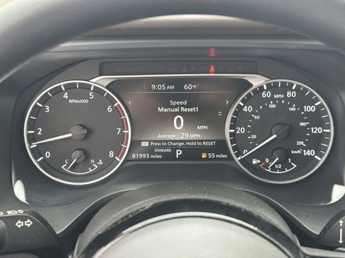 Used 2022 Nissan Rogue SV image 27