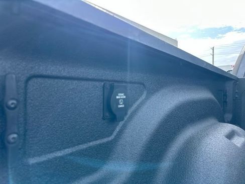 Used 2024 RAM 2500 Laramie w/ Safety Group AWD/4WD image 45