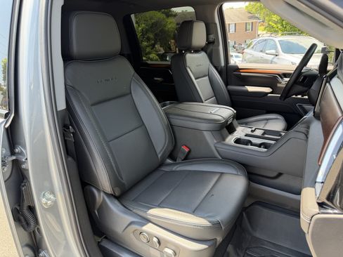 Used 2026 GMC Sierra 2500 Denali w/ Denali Reserve Package AWD/4WD image 36