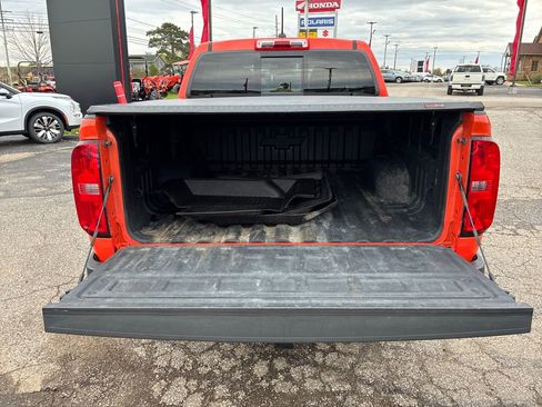 Used 2021 Chevrolet Colorado Z71 w/ Safety Package AWD/4WD image 20