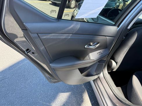 Used 2022 Nissan Sentra SR w/ Midnight Edition FWD image 19