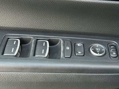 Used 2024 Honda CR-V EX-L image 12