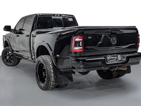 Used 2022 RAM 3500 Laramie image 9