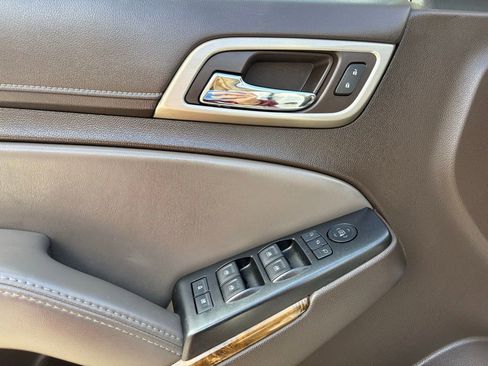 Used 2016 GMC Yukon XL Denali w/ Open Road Package image 22