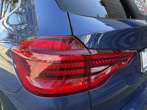 Used 2018 BMW X3 xDrive30i AWD/4WD image 11