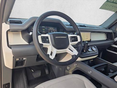 Used 2023 Land Rover Defender 110 S AWD/4WD image 10