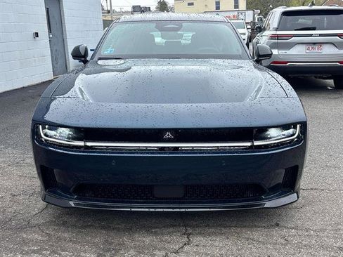 Used 2024 Dodge Charger Scat Pack w/ Plus Group image 2