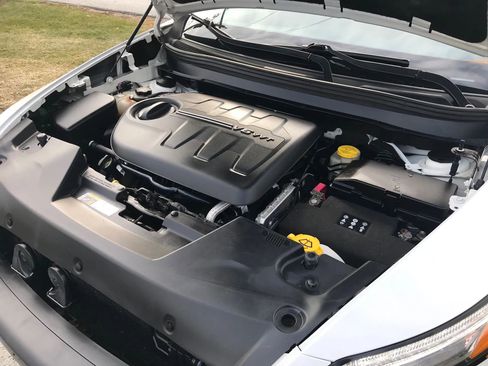 Used 2016 Jeep Cherokee Trailhawk w/ Comfort/Convenience Group image 62