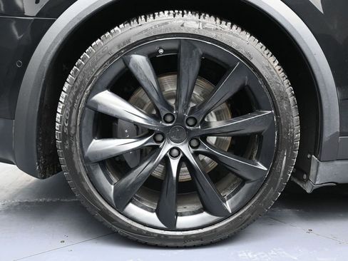 Used 2021 Tesla Model X Long Range image 12