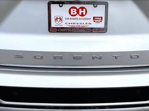 Used 2022 Kia Sorento S FWD image 31