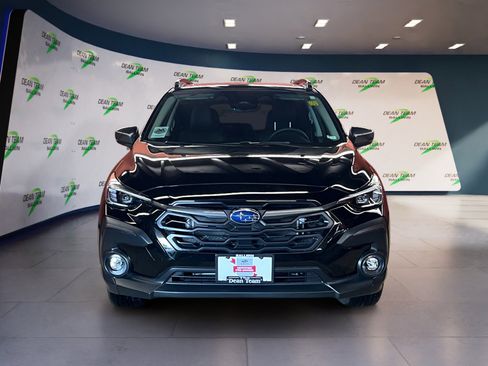 Certified 2024 Subaru Crosstrek 2.5i Limited w/ Crosstrek Mirror Package image 2