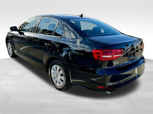 Used 2015 Volkswagen Jetta S image 8