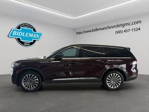 Used 2023 Lincoln Aviator Reserve w/ Equipment Group 201A image 4