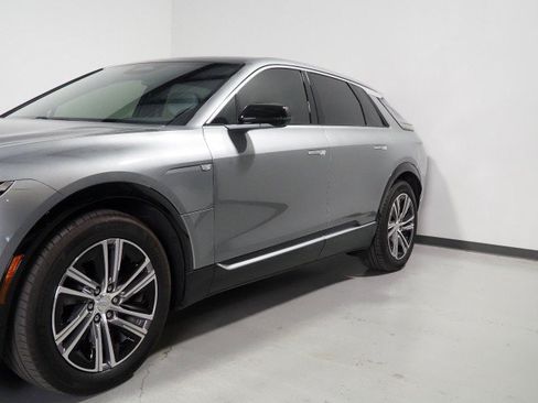 Used 2024 Cadillac Lyriq Luxury AWD/4WD image 54