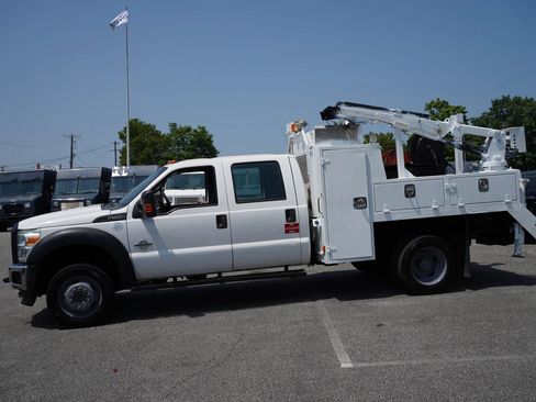Used 2015 Ford F550 4x4 Crew Cab Super Duty image 4