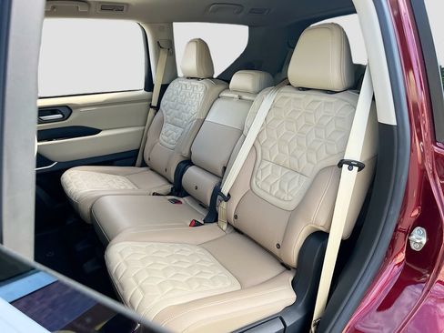 Used 2026 Nissan Armada Platinum Reserve AWD/4WD image 26