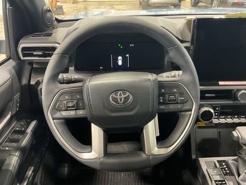 New 2026 Toyota 4Runner Limited AWD/4WD image 13