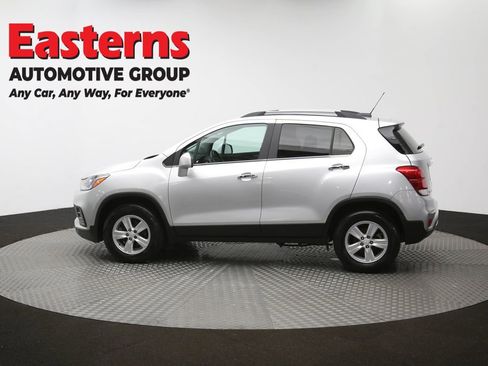 Used 2018 Chevrolet Trax LT w/ LT Convenience Package AWD/4WD image 59