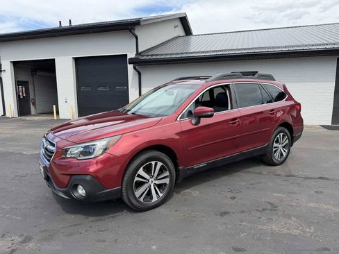 Used 2018 Subaru Outback 2.5i Limited AWD/4WD image 2